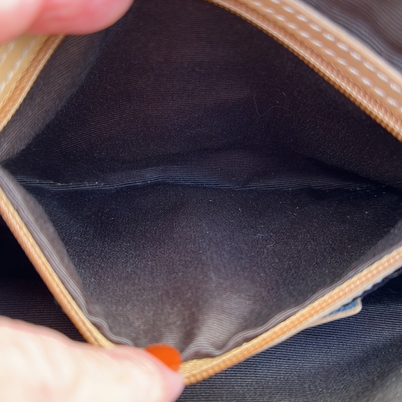 VTG: Coach Hampton Demi Leather Hobo - Camel Color. Comes W/COACH DUST BAG - Picture 14 of 16